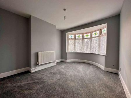 South Crescent, Southend On Sea, Essex, SS2 - Photo 5