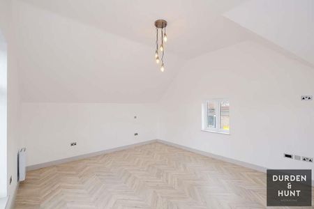 Oakwood Apartments, Banson's Yard, Ongar - Photo 2