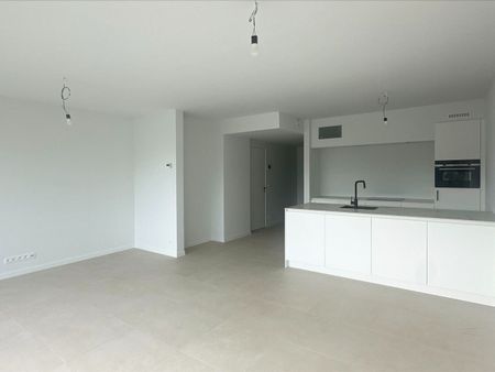 Modern appartement met 2 slaapkamers, groot terras & autostaanplaats in Lint! - Foto 3