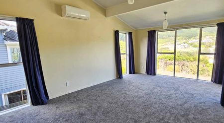 Handy location, 4 bedrooms - Photo 3