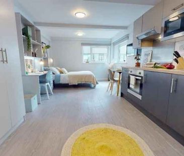 Gold Studio - Photo 1