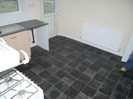 Church Street, Heaton Norris, SK4 - Photo 3