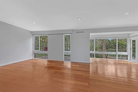 24 Cornwall Avenue, Turramurra - Photo 2