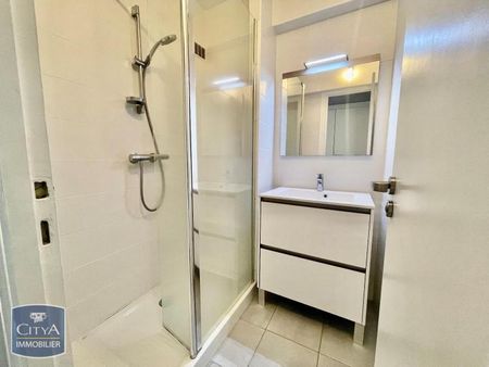 Location Appartement 3 pièces 61m² CHAMALIERES 63400 - Photo 5