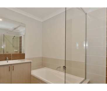 37 Pitsford Chase, Aveley, WA 6069 - Photo 5