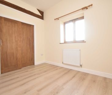 Monksbury Court Barns, Ledbury, Herefordshire, HR8 2TU - Photo 4