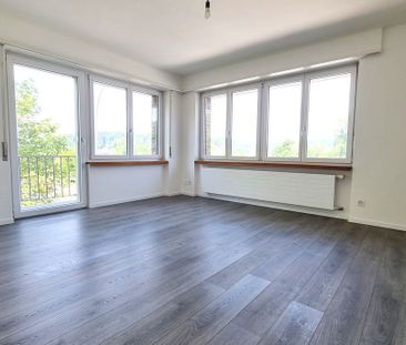Sanierte 5 Zimmer Wohnung mit zwei Balkons - Photo 2