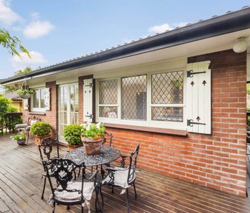 Charming 3-Bedroom Home with Loads of Sunshine in Glen Eden - Photo 1