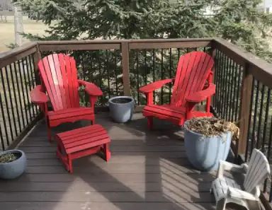 2 bedroom duplex backing onto a nice park | 27A - 333 Braxton Place SW, Calgary - Photo 1