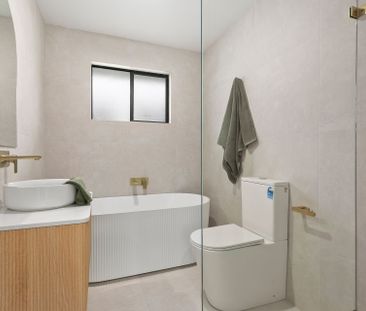 Fully Renovated Family Home - Photo 5