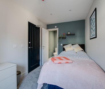 6 bedroom house of multiple occupation to rent - Photo 3