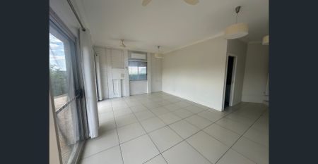 Entertainment plus with Sparkling Inground Pool - Photo 2