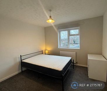1 bedroom in a house share to rent - Photo 3
