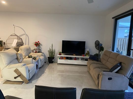 Rochedale South - Photo 1