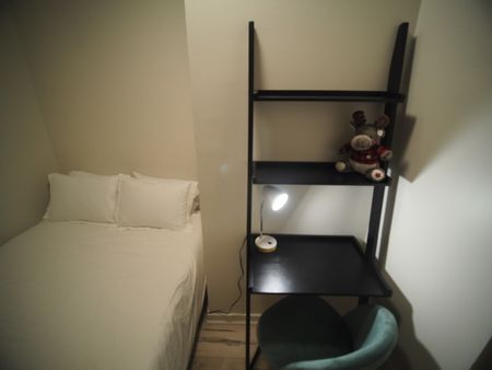 For Lease - 210 Wilson Street Unit# D, Hamilton, Ontario - Photo 2