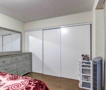 For Lease - 5 Burtonbury Lane, Ajax, Ontario - Photo 1