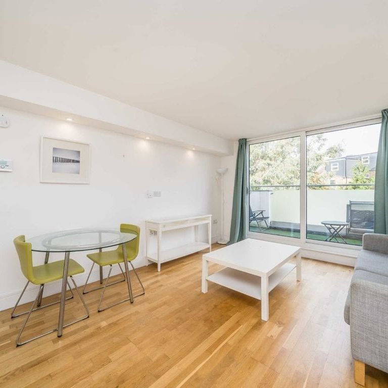 Garratt Lane, SW17 0PF, London - Photo 1