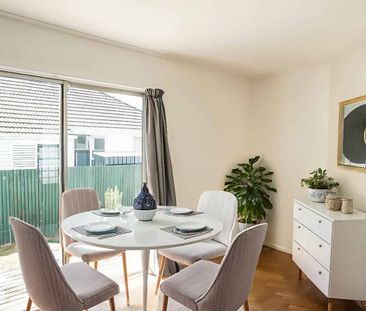 Fresh, Bright & Ready to Move In! - Photo 4