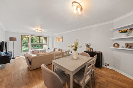 2 Bedroom Apartment, Sycamore Lodge,Gipsy Lane, London SW15 - Photo 3