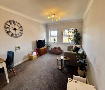 3 bedroom apartment to rent - Photo 1