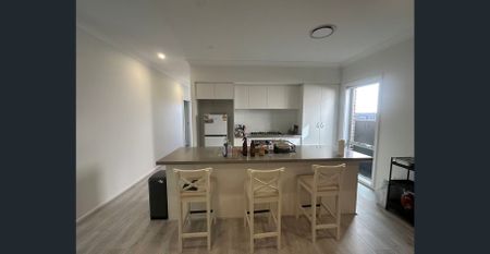 Family Home in a Peaceful Location Leppington 4 bedroom House - Photo 5