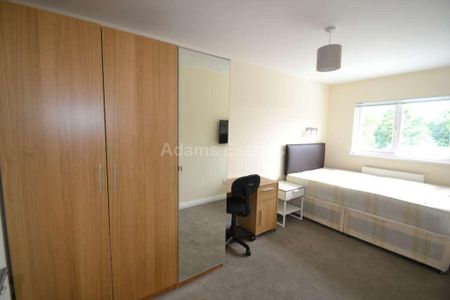 5 bedroom terraced house to rent - Photo 4