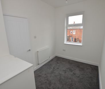 2 Bedroom Terraced House - Photo 6