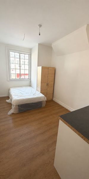 Studio Flat, London Road, CR0 - Photo 1