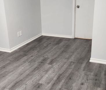 For Lease - 3443 Queenston Drive Unit# Lower, Mississauga, Ontario - Photo 1