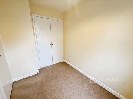 3 bedroom house to rent Northbourne Road, Swindon, Wiltshire, SN25 - Photo 3