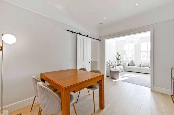 A beautifully presented period home with flexible accommodation and a landscaped garden. - Photo 1