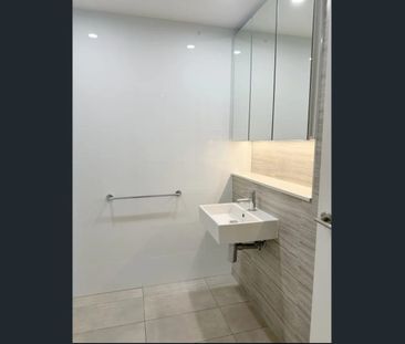 CI TY.BEACH.SHOPPING.LEISURE.FEEL SEAMLESSLY CONNECTED TO EVERYWHER... - Photo 4