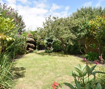3 bedroom semi-detached house to rent - Photo 5