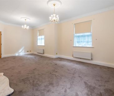 3 bedroom apartment to rent - Photo 1