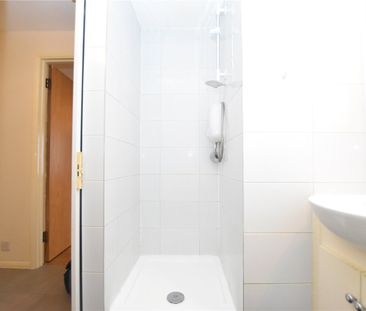 Anthony Road, London, SE25 - Photo 4