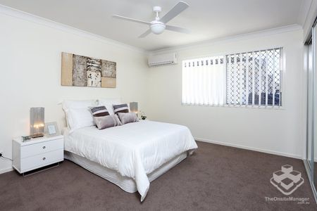 Great Location Great Townhouse - Photo 5