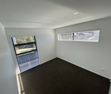242 Edgeware Road, Edgeware - Photo 3