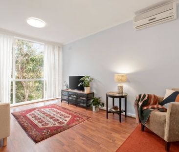 Sunny & Spacious One Bedroom Sanctuary - Photo 1
