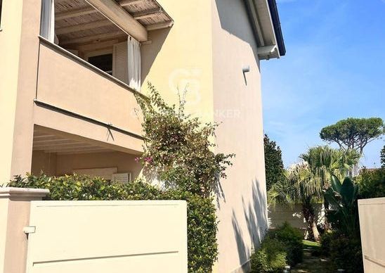 via solferino, 5, Forte dei Marmi, Tuscany 55042