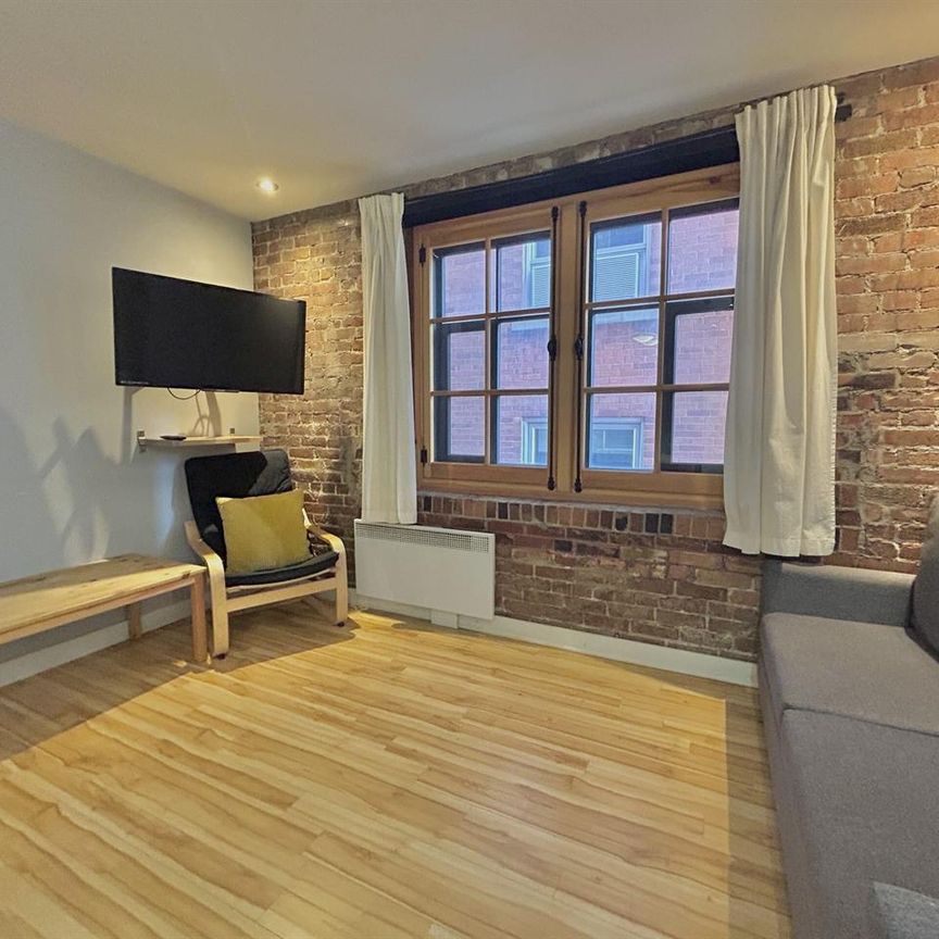 Colombier Loft Studio Entièrement Meublé à Louer Vieux-Québec Août 2026 - Photo 1