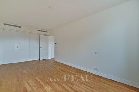 Appartement à louer à Paris 8Ème - Photo 5