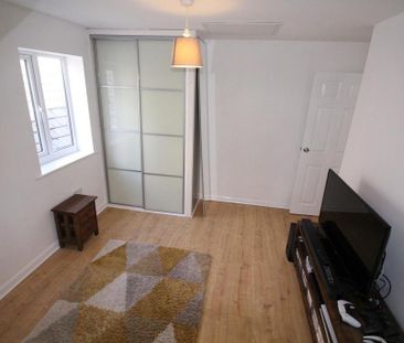 4 bedroom house to rent - Photo 2
