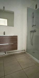 Appartement à louer 2 pièces 53.6m² - Photo 4