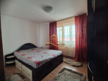 De închiriat: 2 camere decomandate, Zona McDonald's - Fotografie 3