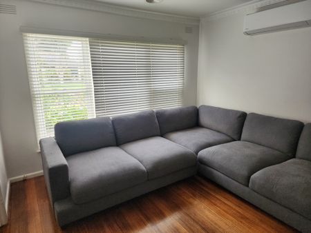 Dandenong North - Photo 2