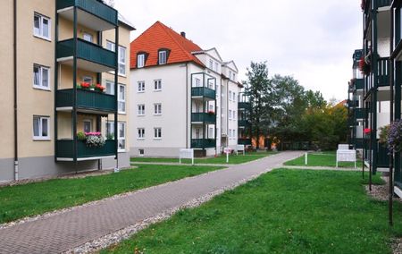 Ruhige Wohnlage mit Blick ins Grüne! - Photo 2