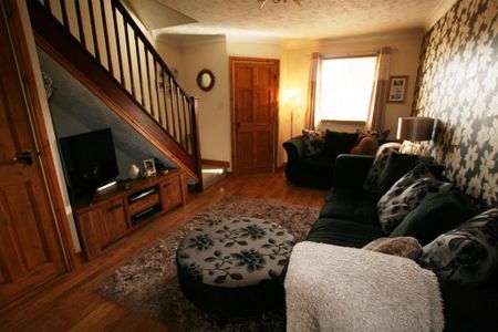 2 bedroom house to rent - Photo 2