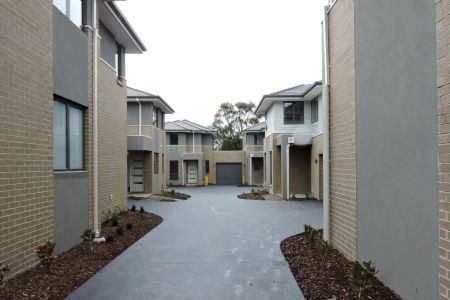 8/103-105 Herbert Street, Dandenong. - Photo 2