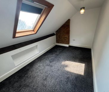 10 Haden Hill, Wolverhampton, West Midlands, WV3 9PT - Photo 4
