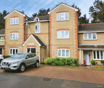 Maplin Park, LANGLEY - Available NOW - Photo 2